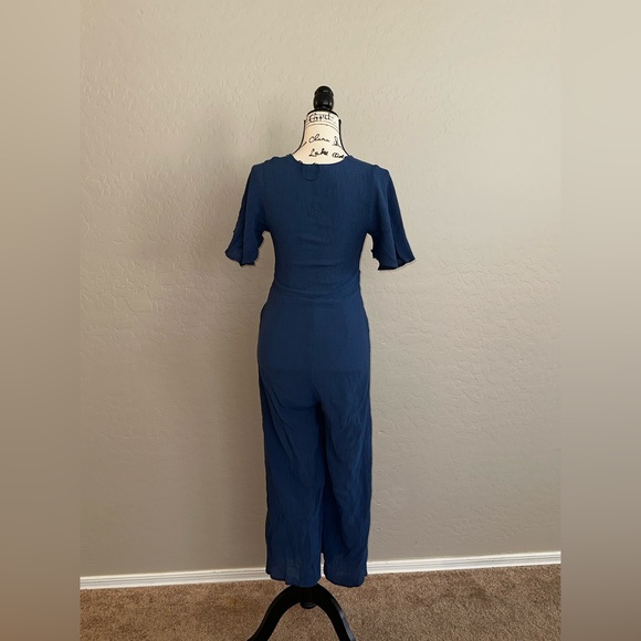 Divided Jumpsuit - Picture 7 of 7
